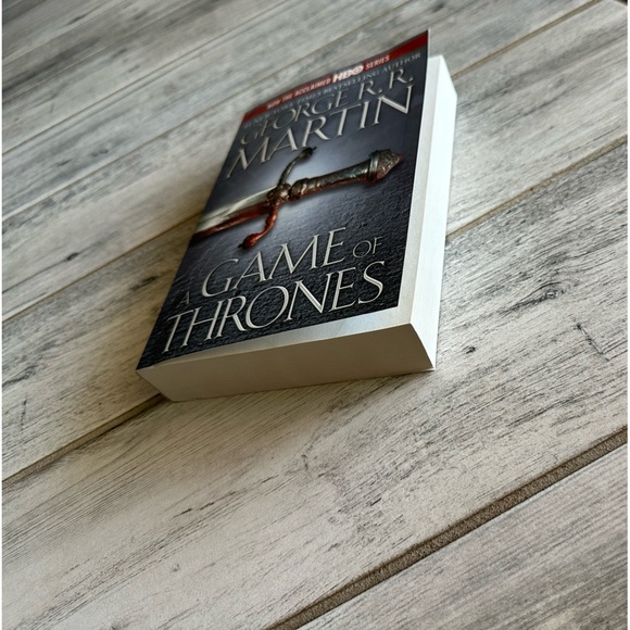 Game of Thrones Books 1st/2nd - Picture 4 of 8